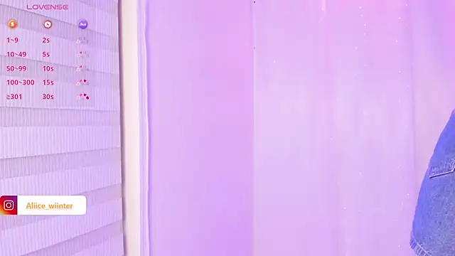 Alice winter  online show from March 5, 2025, 10:21 pm