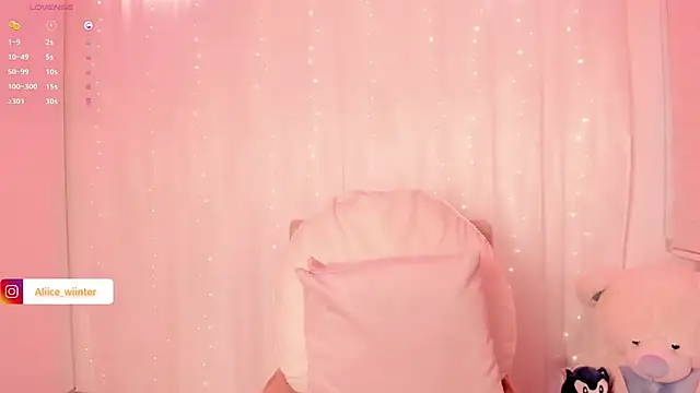 Alice winter  online show from October 3, 2025, 6:16 pm