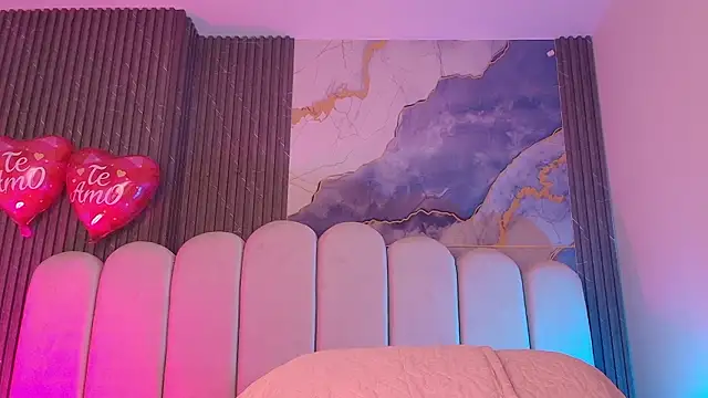 hot dione online show from February 23, 2026, 7:22 pm