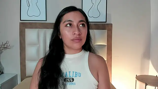 LisaHadwin online show from January 29, 2025, 6:28 pm