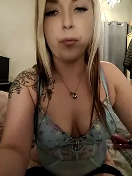 Kinkymilf56 online show from February 19, 2025, 6:43 pm