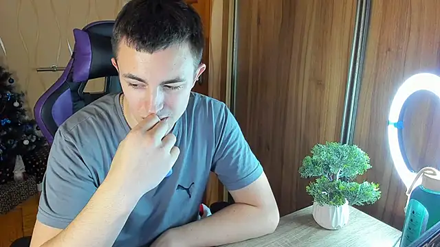 bigmark033 online show from January 23, 2025, 3:22 pm