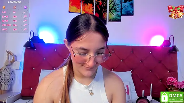 Ruth harvey  online show from December 2, 2025, 2:01 pm