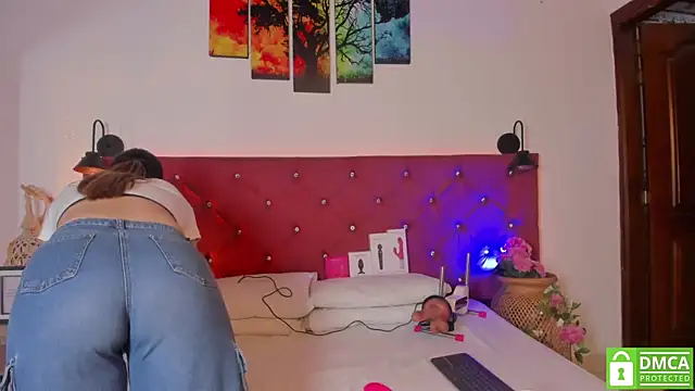 Ruth harvey  online show from April 21, 2026, 12:33 pm