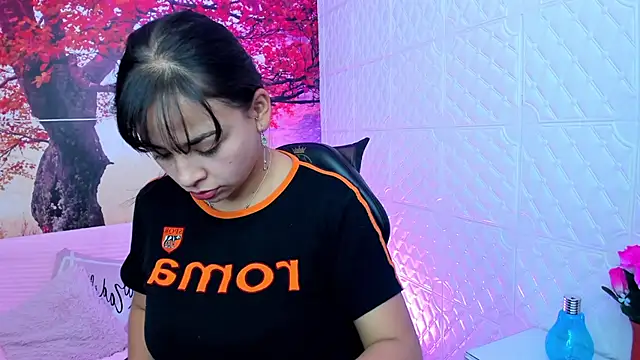 Alessandraa ferri  online show from January 29, 2025, 9:17 pm