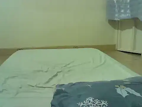 Snapshot of princess-cutie12 chatting on March 13, 2025, 6:23 pm princess-cutie12 online show from March 13, 2025, 6:23 pm