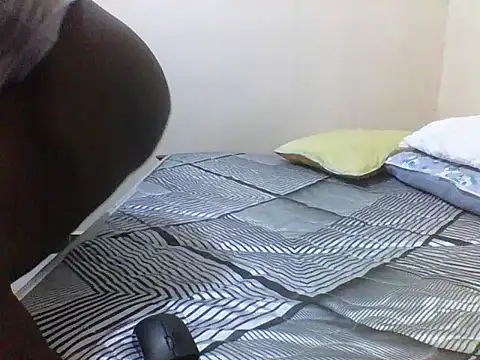 Snapshot of princess-cutie12 chatting on October 28, 2025, 1:03 pm princess-cutie12 online show from October 28, 2025, 1:03 pm