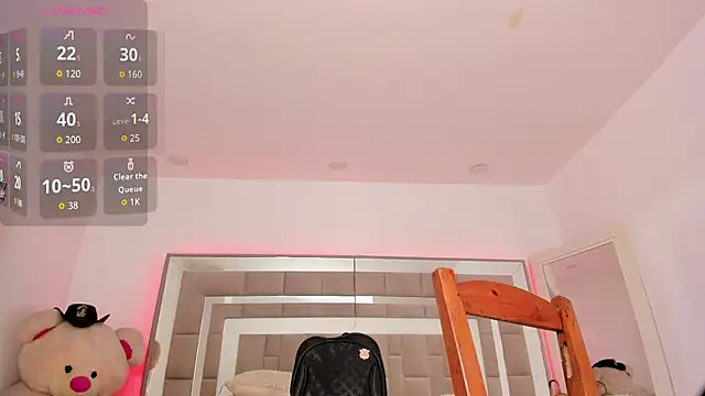 Nicolle foxy online show from October 15, 2025, 12:49 pm