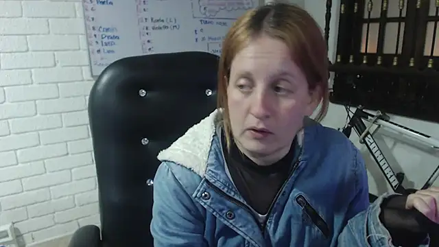 ViioletaMora online show from February 23, 2025, 10:28 am