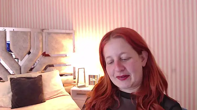 ViioletaMora online show from March 11, 2025, 10:20 pm