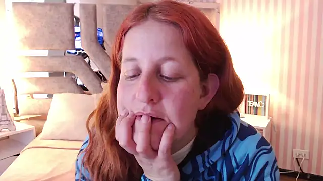 ViioletaMora online show from March 17, 2025, 2:19 am