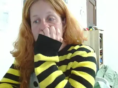 ViioletaMora online show from April 2, 2026, 7:06 am