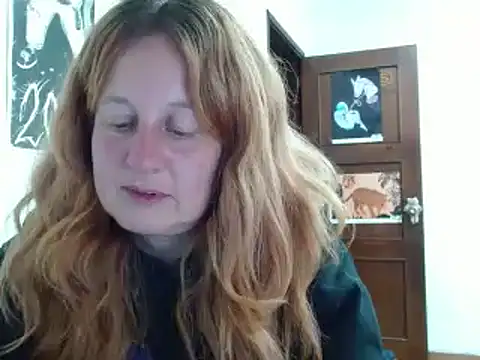 ViioletaMora online show from April 23, 2026, 6:14 am