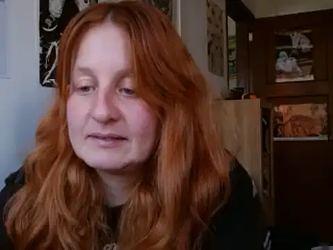Snapshot of ViioletaMora chatting on May 15, 2026, 9:33 pm ViioletaMora online show from May 15, 2026, 9:33 pm