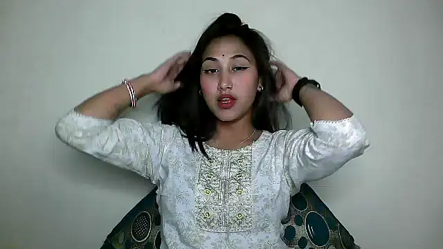 Snapshot of Princess_noorjahan chatting on December 6, 2024, 5:55 pm Princess noorjahan online show from December 6, 2024, 5:55 pm