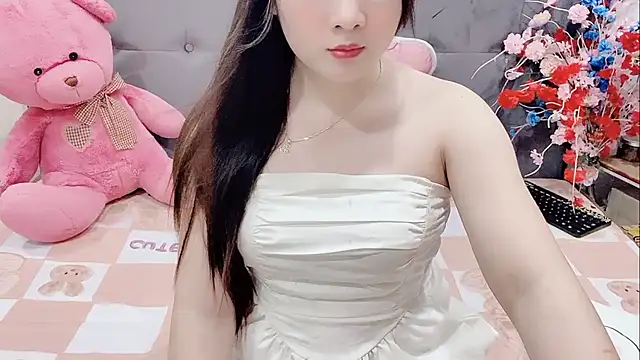 Funikio online show from December 4, 2025, 2:26 pm