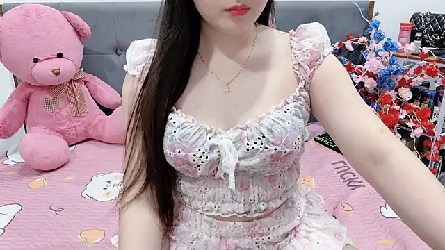 Funikio online show from April 22, 2026, 1:19 am