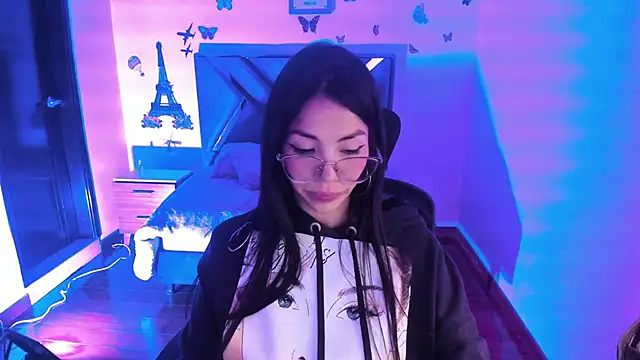 Aylinn diaz online show from December 6, 2024, 11:47 pm