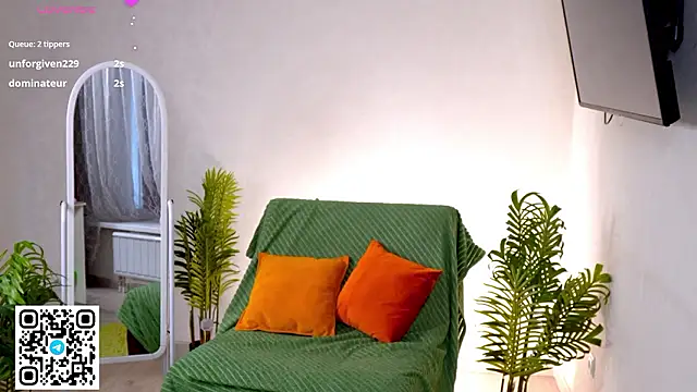 oliviabr0wn0 online show from March 11, 2026, 2:17 am