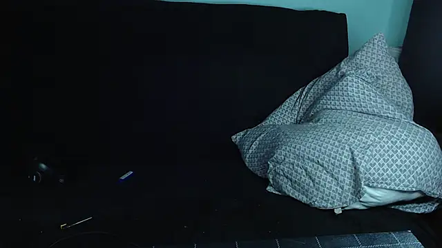 axxxturel online show from January 28, 2025, 1:39 am