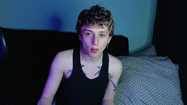 axxxturel online show from February 25, 2025, 5:47 pm