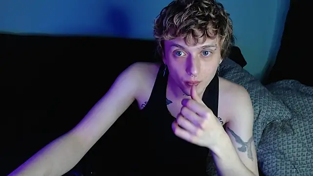 axxxturel online show from March 13, 2025, 10:54 pm