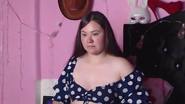 NikkiRous  online show from January 24, 2025, 4:28 pm