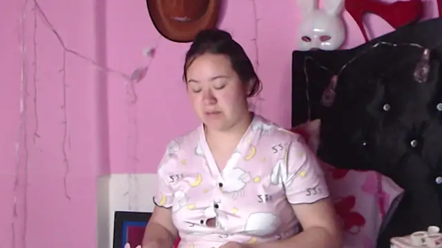 NikkiRous  online show from January 25, 2025, 2:36 pm