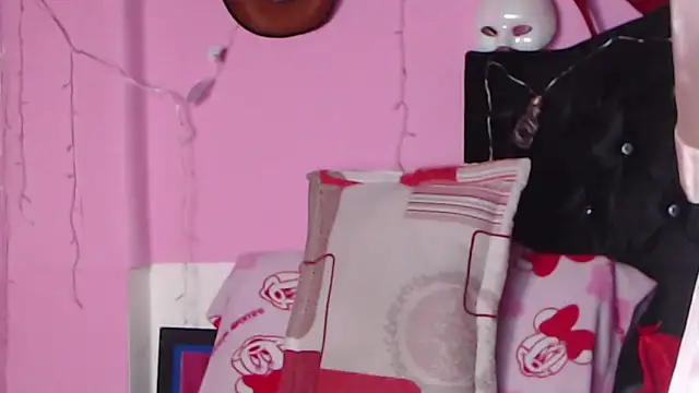 NikkiRous  online show from January 28, 2025, 1:27 pm