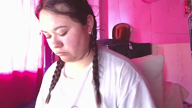 Snapshot of NikkiRous_ chatting on March 25, 2026, 4:02 pm NikkiRous online show from March 25, 2026, 4:02 pm