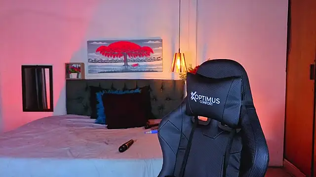 Dulce charlottee online show from March 3, 2026, 7:31 pm