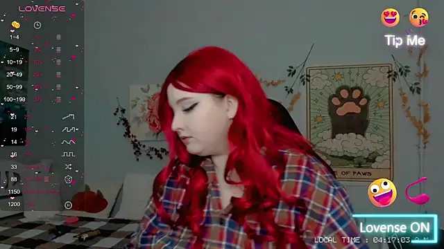 Crystal Chris online show from November 6, 2025, 2:12 am