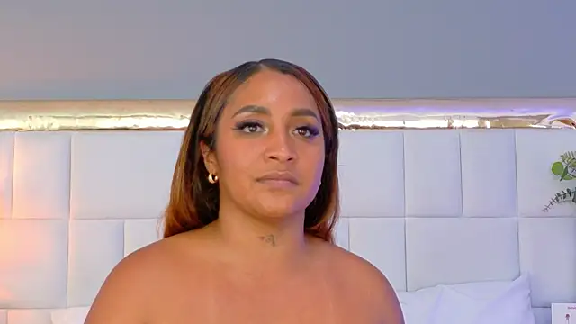 KateVenegas online show from March 8, 2026, 2:15 am