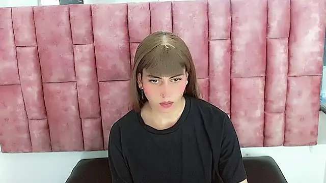 Daniela Pink  online show from January 6, 2025, 11:42 pm