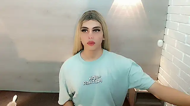 Daniela Pink  online show from March 2, 2025, 7:23 pm