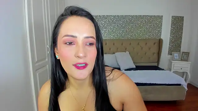 KimWessel  online show from June 3, 2026, 6:57 pm
