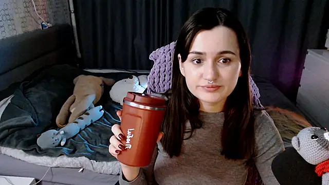 Snapshot of KiraYammy chatting on January 21, 2025, 1:50 am KiraYammy online show from January 21, 2025, 1:50 am