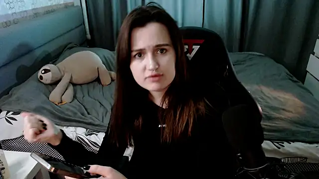 Snapshot of KiraYammy chatting on March 21, 2025, 6:51 pm KiraYammy online show from March 21, 2025, 6:51 pm