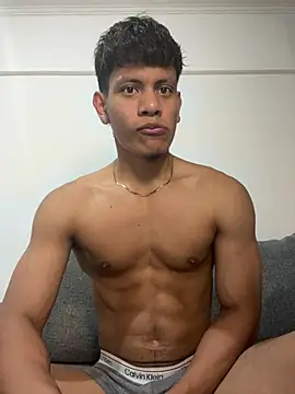 bbchocolate27 online show from April 22, 2026, 11:17 pm