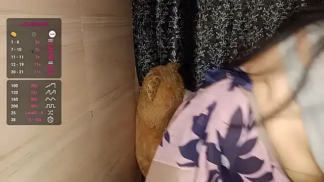 shuhana  online show from February 15, 2025, 3:52 am