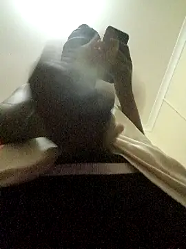 Gifttheskimaskboy online show from December 19, 2024, 9:17 pm