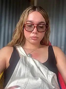 Jules Anderson online show from April 4, 2026, 4:26 pm