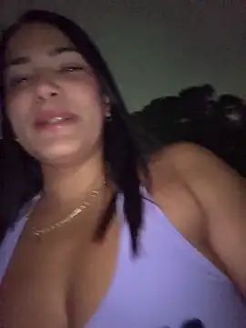camiysebas21 online show from May 27, 2026, 1:57 am