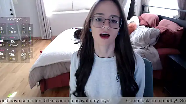 Plantbabeee online show from November 17, 2025, 5:41 pm