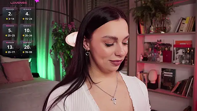 LunaNight online show from January 13, 2025, 11:17 pm