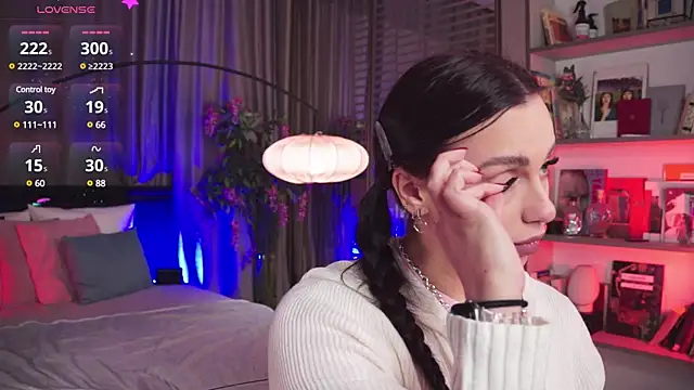 LunaNight online show from January 20, 2025, 2:22 am