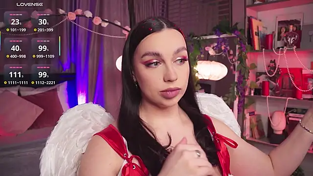 LunaNight online show from February 14, 2025, 8:37 pm