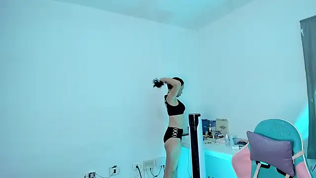 WandaDoll online show from March 18, 2025, 11:41 am