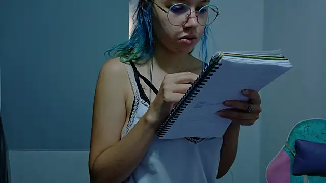 WandaDoll online show from February 7, 2026, 12:09 pm