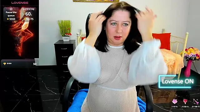 Julia Dean online show from March 2, 2025, 3:05 pm